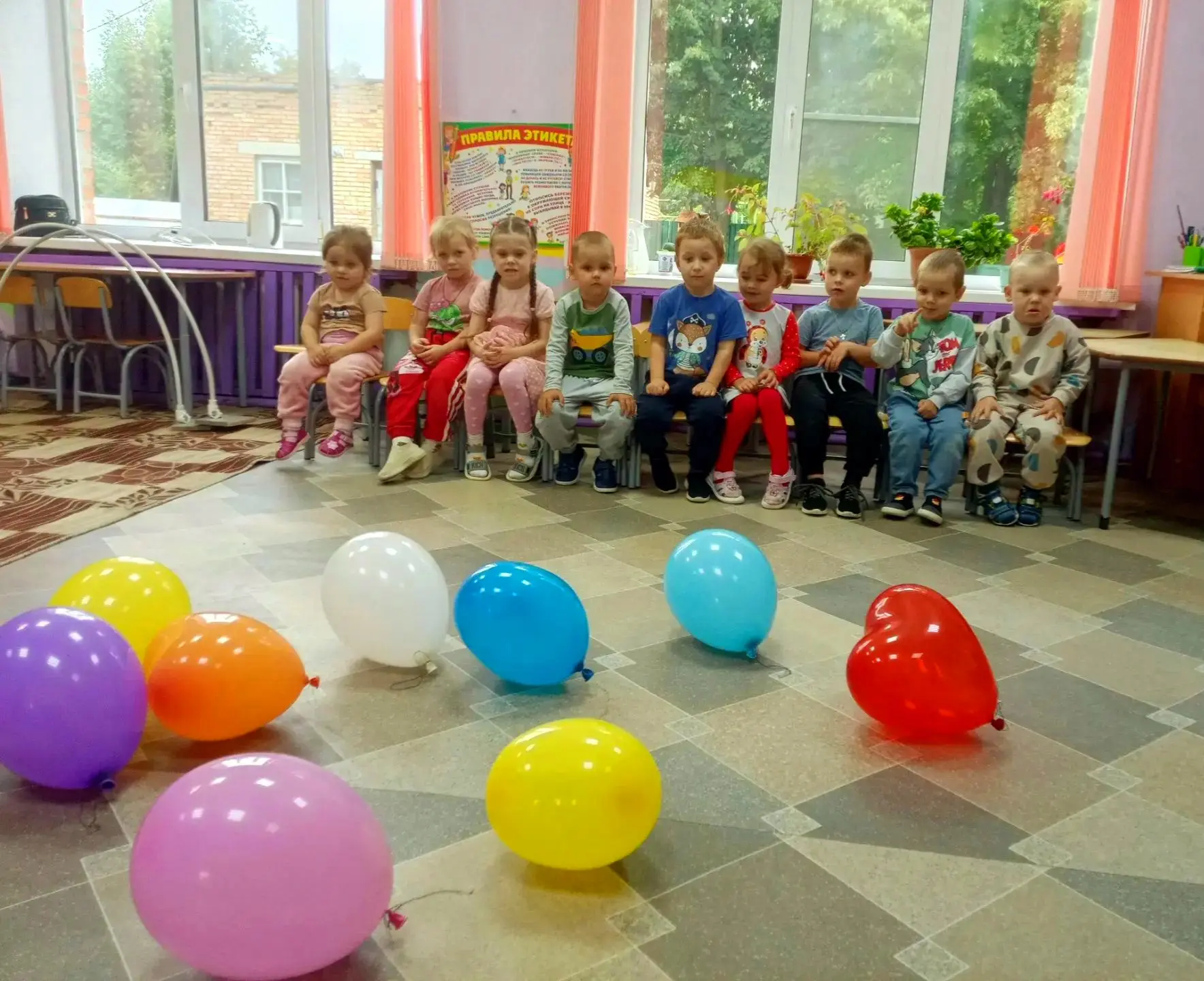 🎈🎉  УРА, ПРАЗДНИК!  🎉🎈
День воздушных шариков!Воздушные шары– это всегда символ детства и лета, 