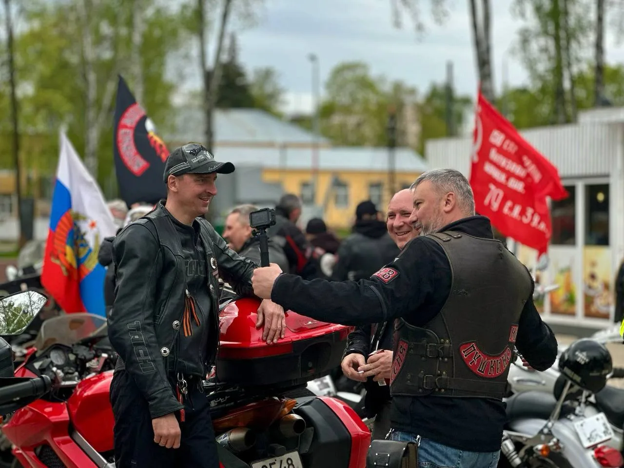 🏍️ В центральном парке Пушкино открыли мотосезон  НЕ ЗАБУДЬ ПОДПИСАТЬСЯ ⤵️