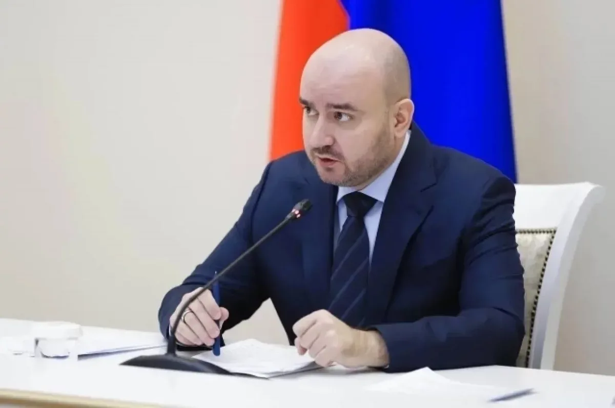Вячеслав Федорищев прокомментировал ситуацию с обеспечением региона топливом
 
Во время оперативного