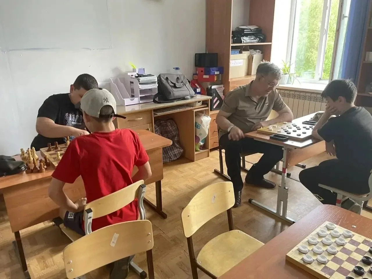 🎉 9‑й день смены: миссия «Расскажи о главном!» выполнена! 🎉

Сегодня у ребят был по-настоящему нас