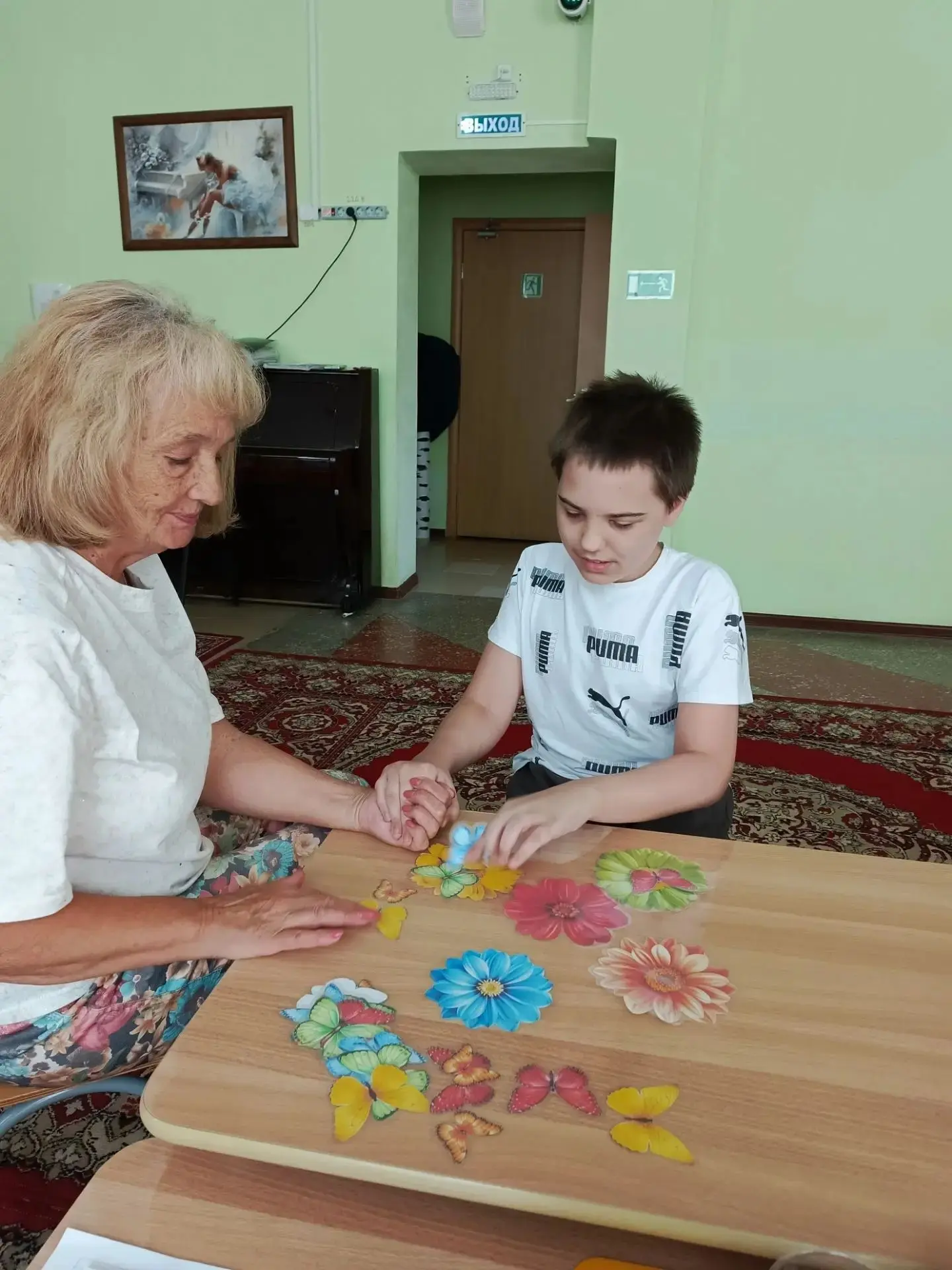 На прошедшей неделе наши ребята побывали в настоящей сказке — «В гостях у Цветика-семиц...