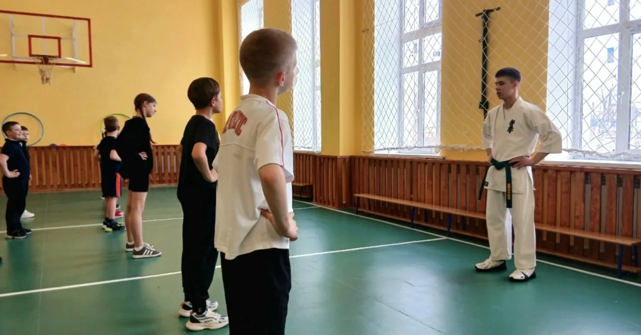🏆Орлята-спортсмены на Зарядке с Чемпионом💪  🥋Яркое завершение трека "Орленок-Спортсмен" прошло в тре