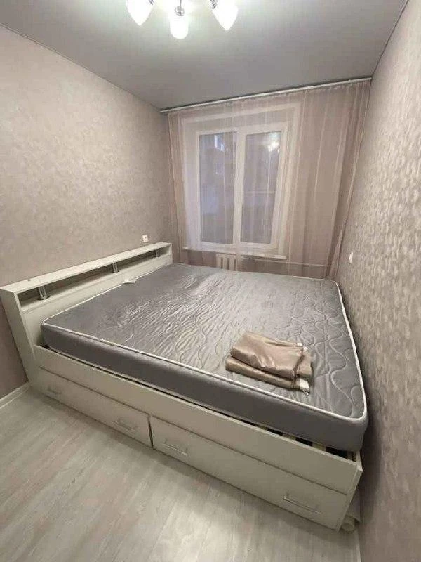 Метро: Мнёвники