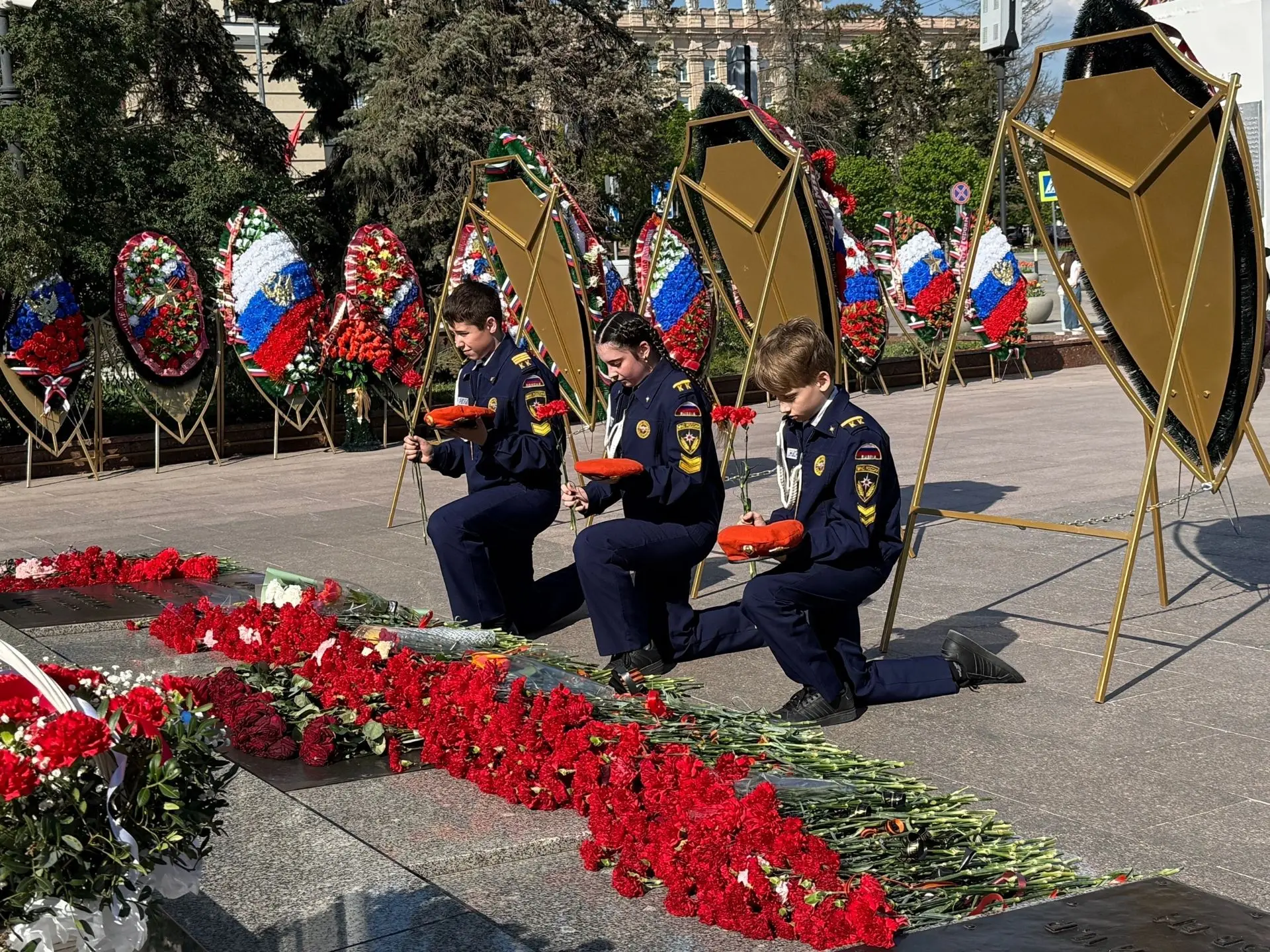 Память, которая живёт в сердце ❤️ В преддверии великого праздника — Дня Победы — ученики 6 «Б» класс