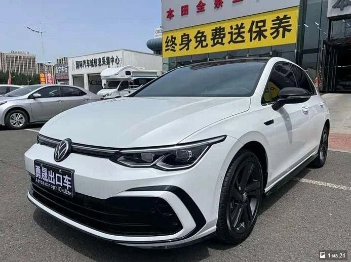 Volksvagen Golf 280TSI DSG R-Line Lite
🗓️Год выпуска: 2023/02
🛣️Пробег: 38 000 км
⛽Объем двигателя
