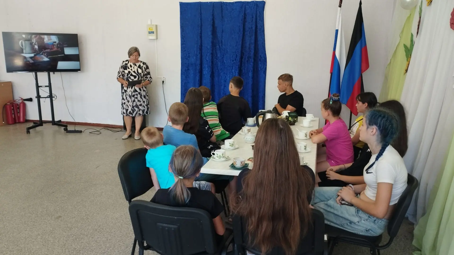🎨 Погрузились в мир арт‑терапии в Привольненском СДК! 🎨