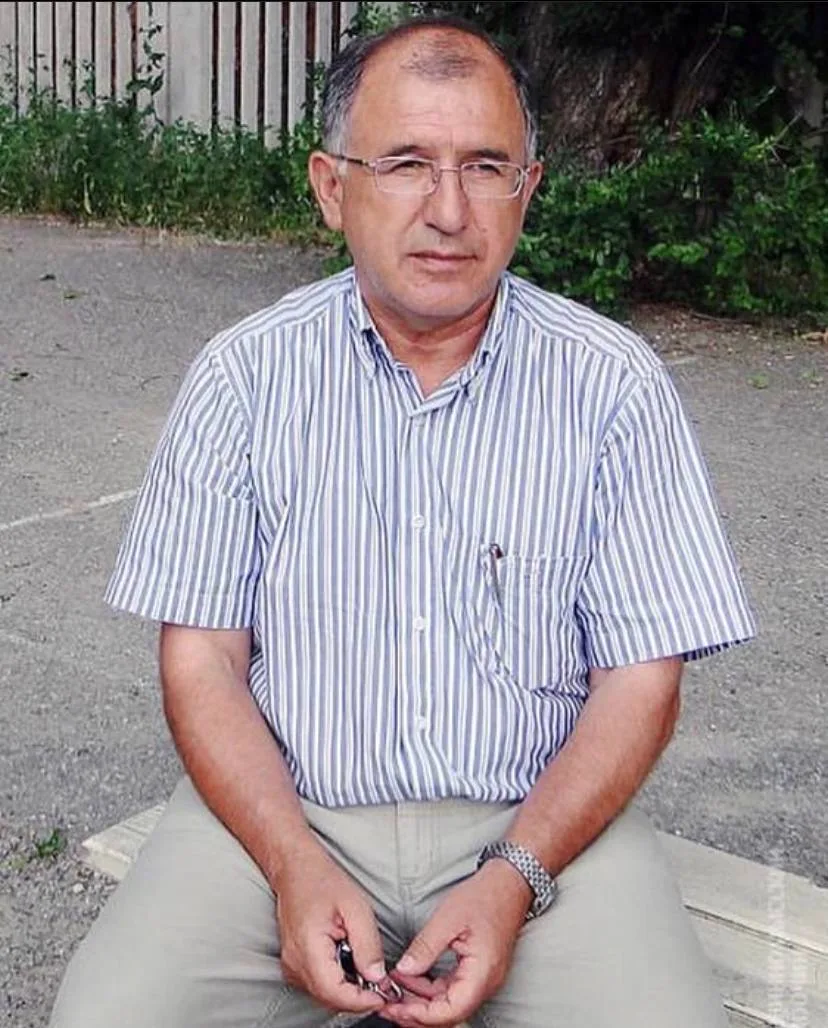 Уважаемый Эдуард Богданович, поздравляем Вас с днем рождения! 🎊🎈