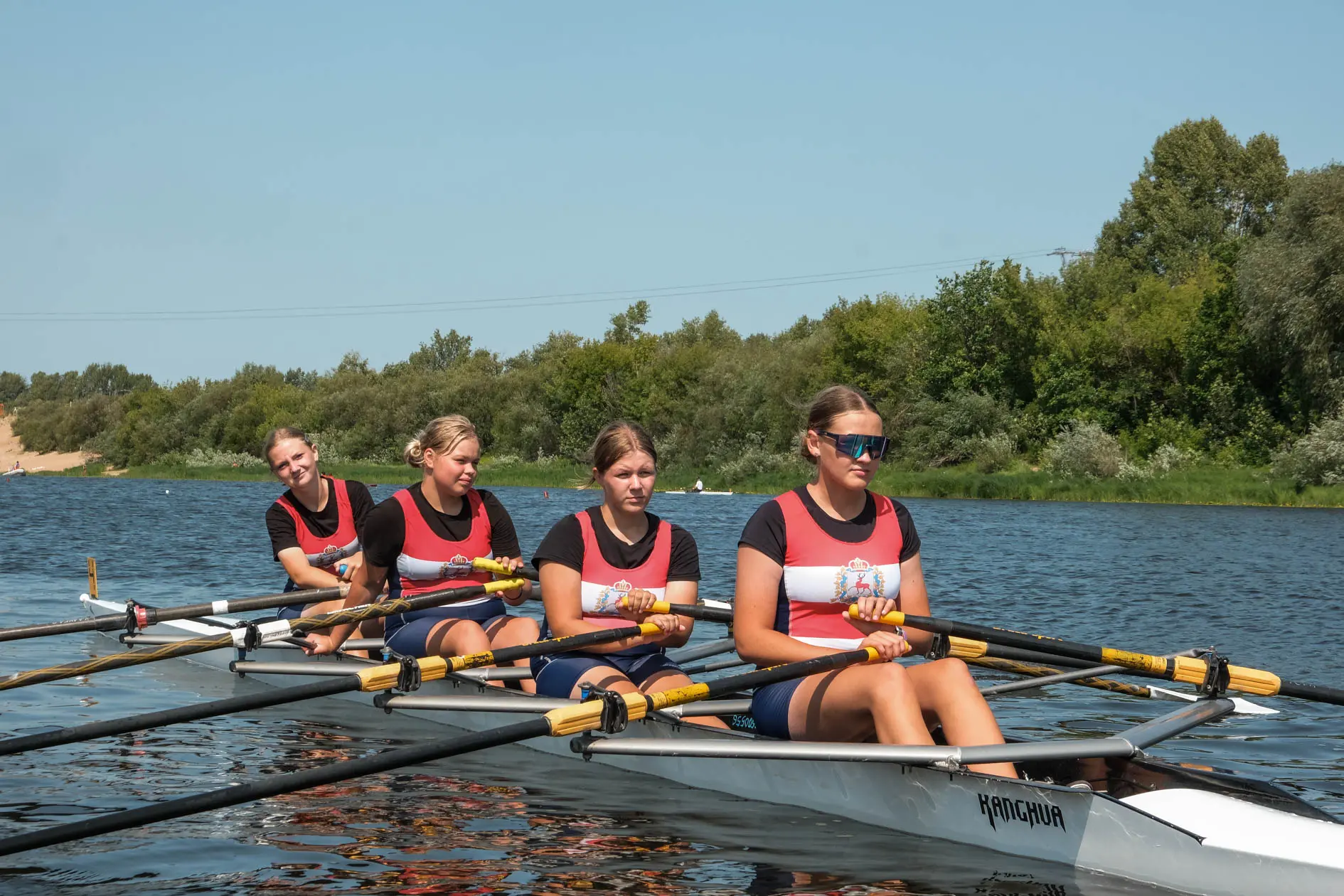 Сила команды и характер спортсменов приводят к победам! 🚣‍♀️ 

С 7 по 9 июля на Гребном канале в Ни
