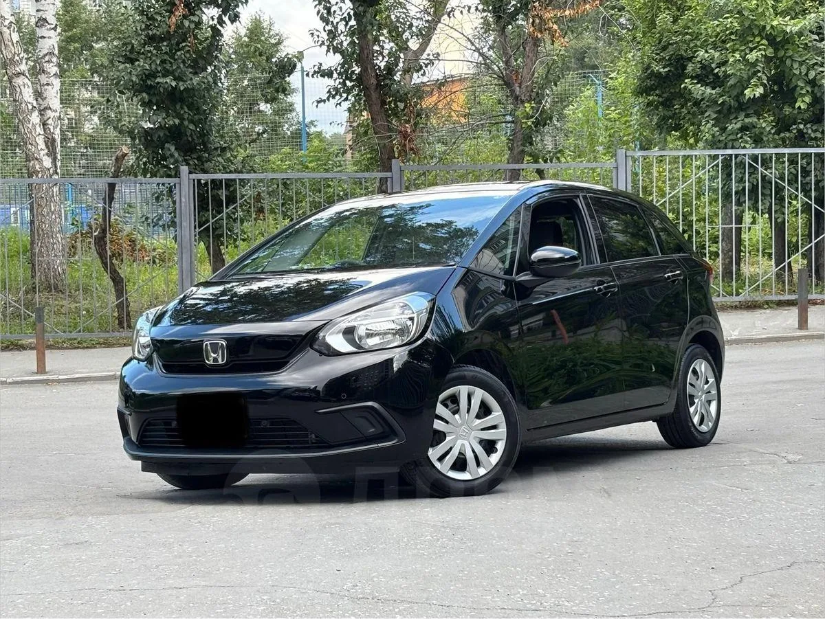 Начинаем день с Honda Fit 2020 года