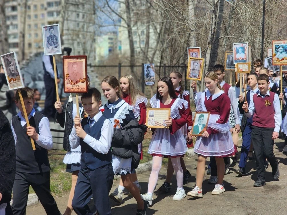 🏅 Сегодня в школе прошёл торжественный митинг ко Дню Победы! В мероприятии приняли участие учащиеся,