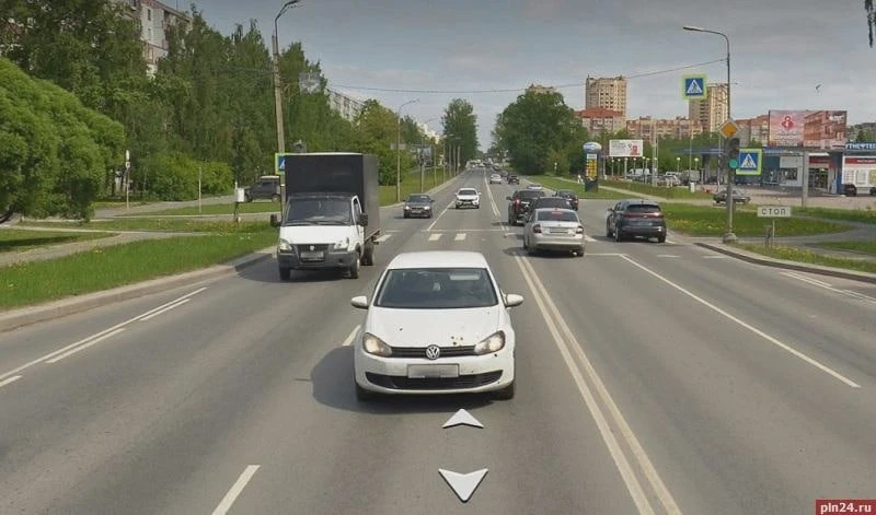 Левые повороты на Рижском проспекте пока не запретят