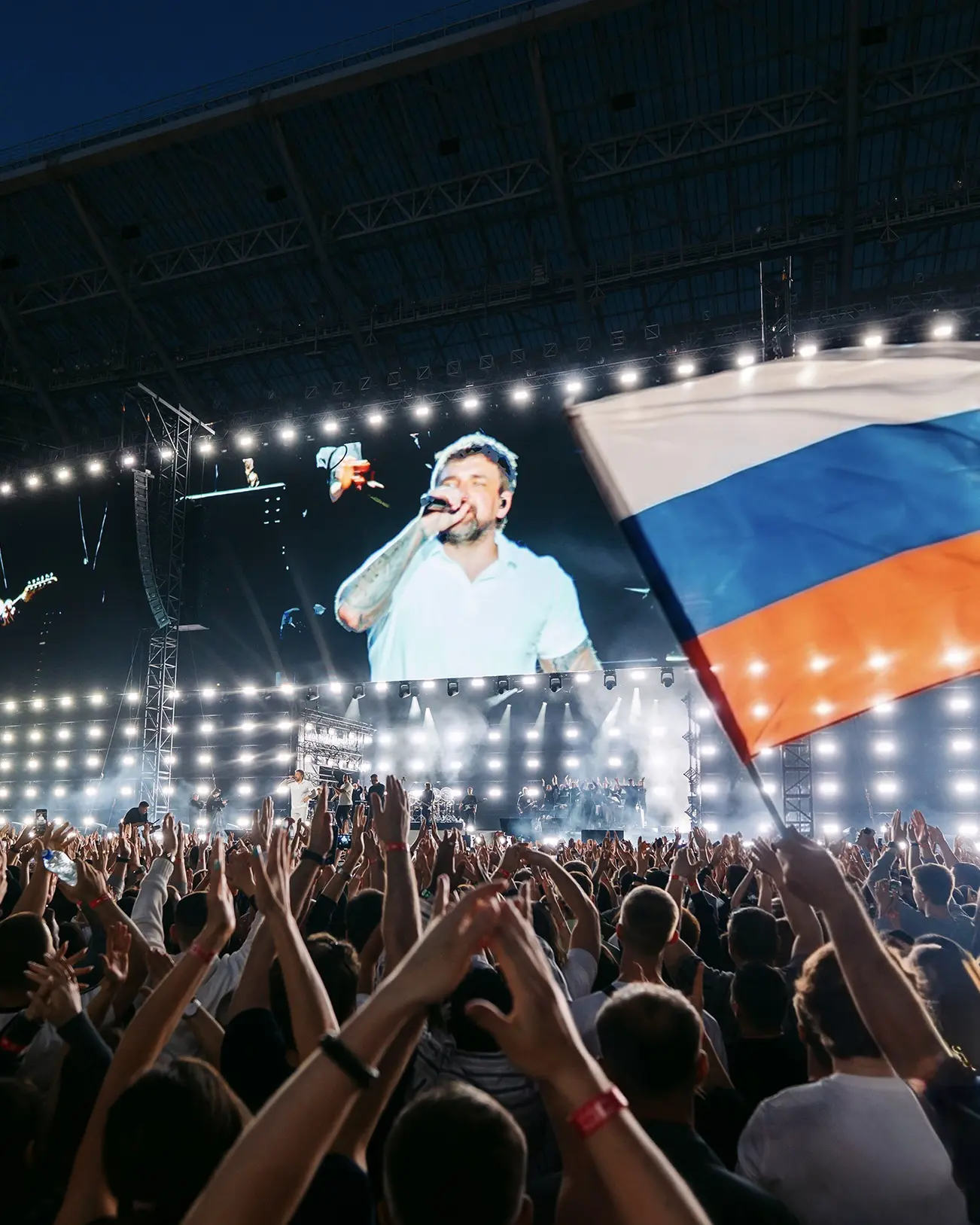 Проехав сотни километров от Калининграда до Владивостока, от Крайнего Севера до степей Урала, выступ