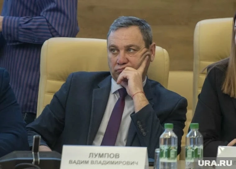 ⚡️ Махонин отправил в отставку мэра, который устроил апокалипсис.