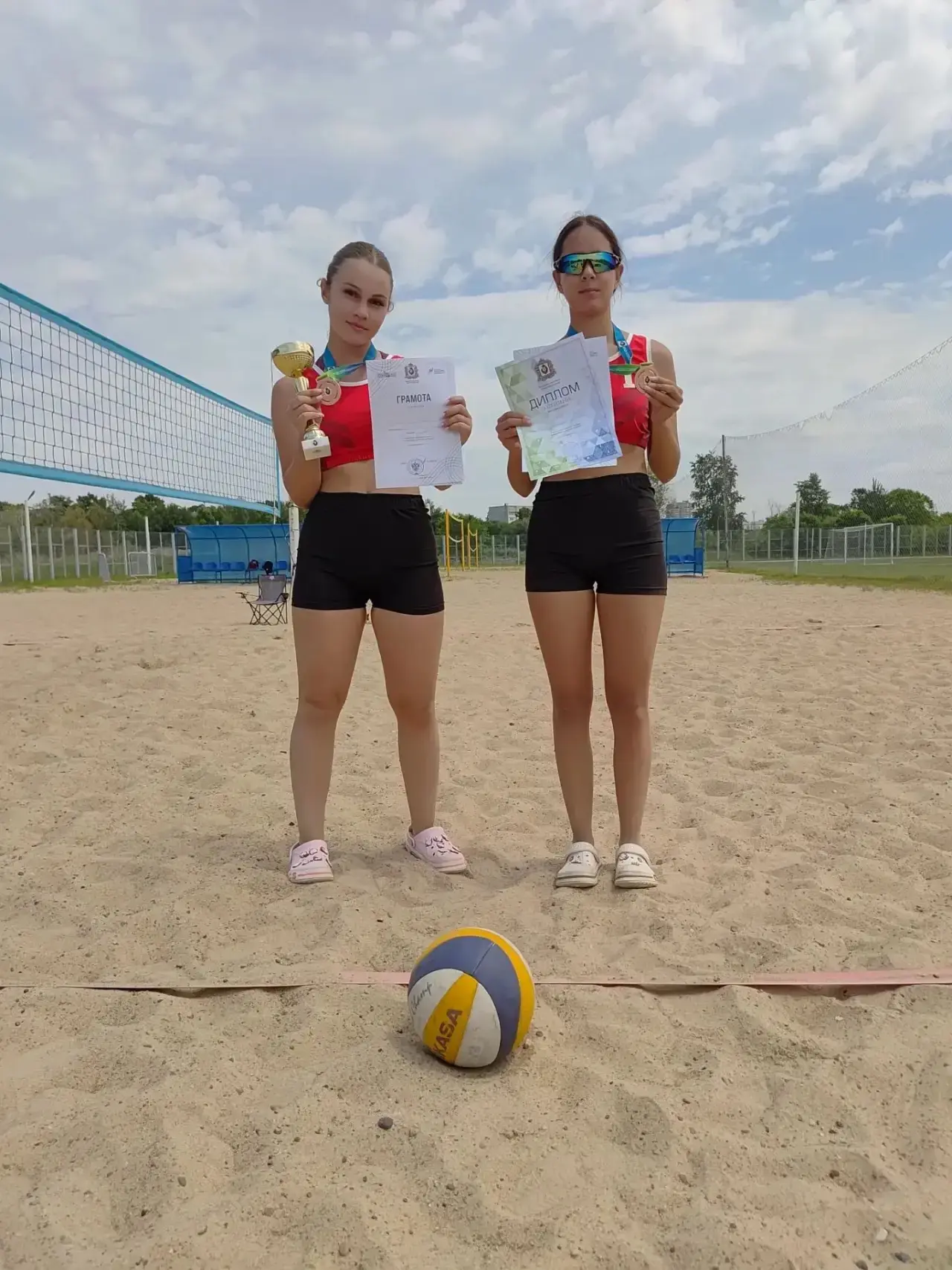 💫🏆🥉🥉🏐 Песок, борьба, эмоции и на пьедестале наши. Бронзовый дубль - Полина Конорева/ Дарья Пухо