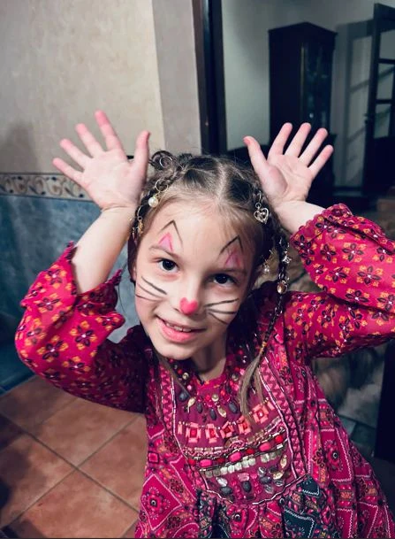 Котик желает всем ярких выходных! 😁