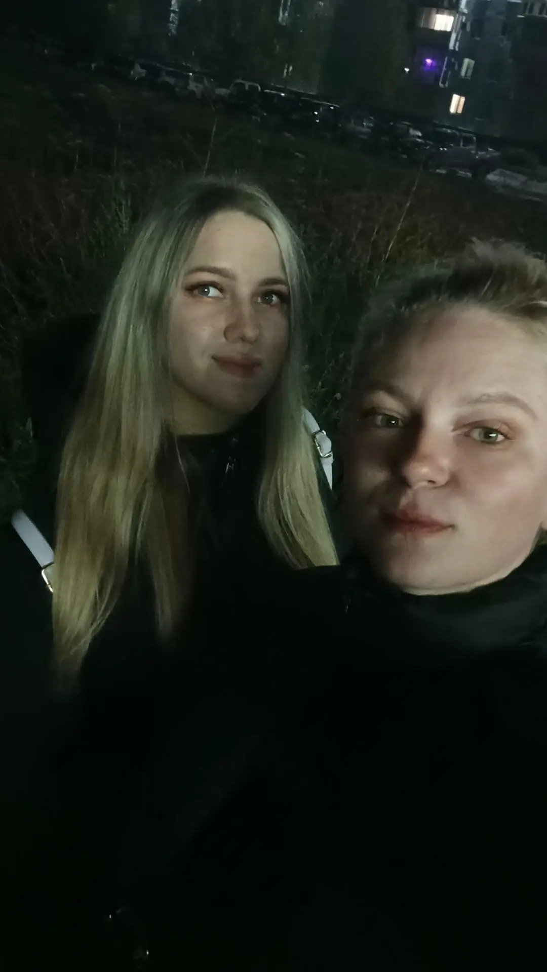 Забыла поделиться, на выходных еще с Софьей Михайловной погуляли😘