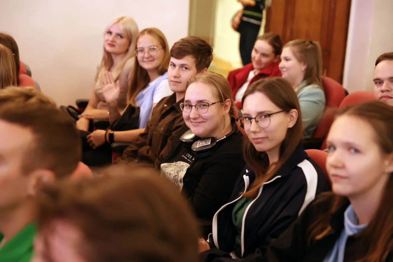 👀Южноуральским студентам рассказали о возможностях для молодых педагогов