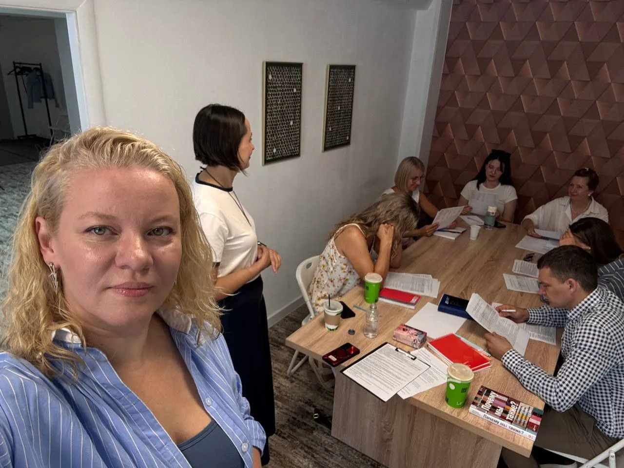 ✍️ "Не пойду, очередное сборище тунеядцев и алкоголиков предпринимателей, чтобы поболта...
