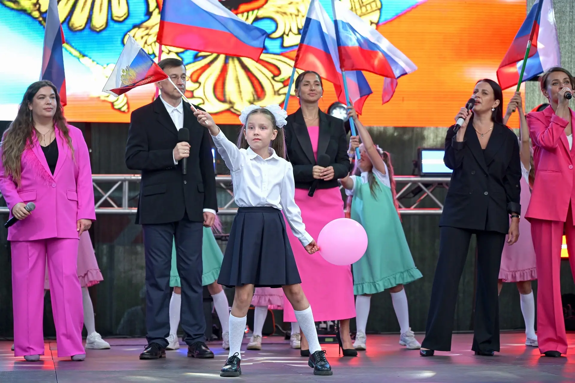 ⭐8 августа 2026 года в микрорайоне Радужный состоялось торжественное мероприятие «Вмест...