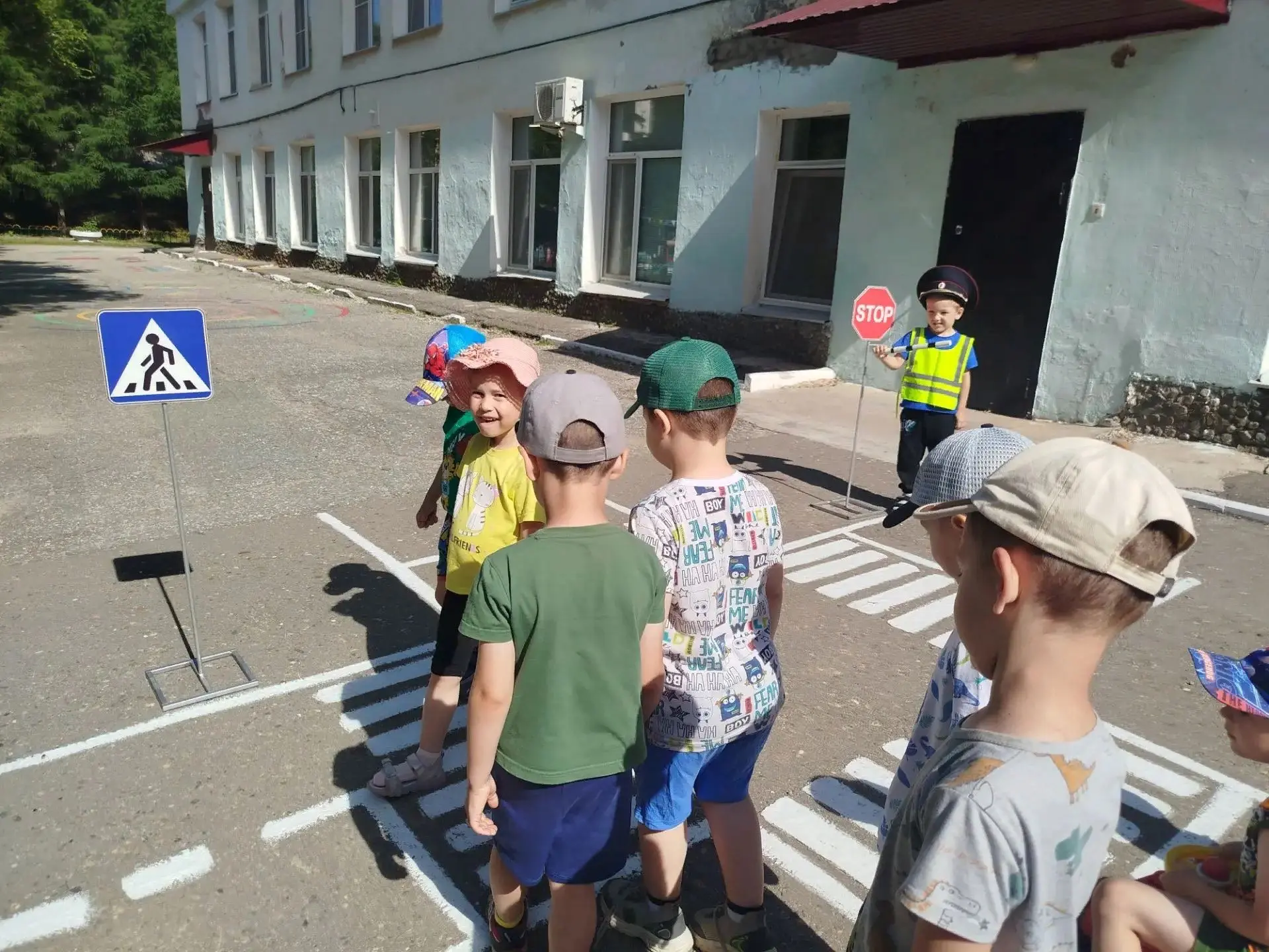 Грамотный пешеход, корпус № 4