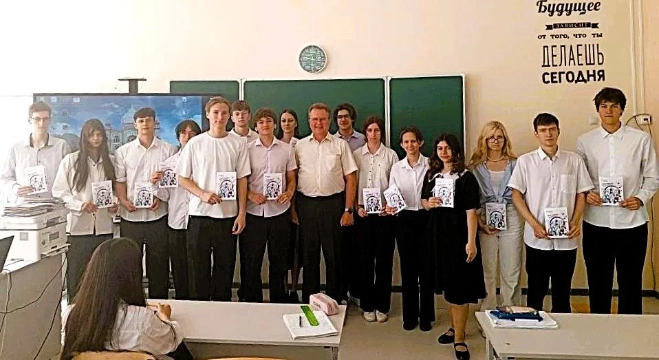 🎓 От ЕГЭ до реактора: преподаватели ВИТИ НИЯУ МИФИ рассказали волгодонским выпускникам о будущем   🔬