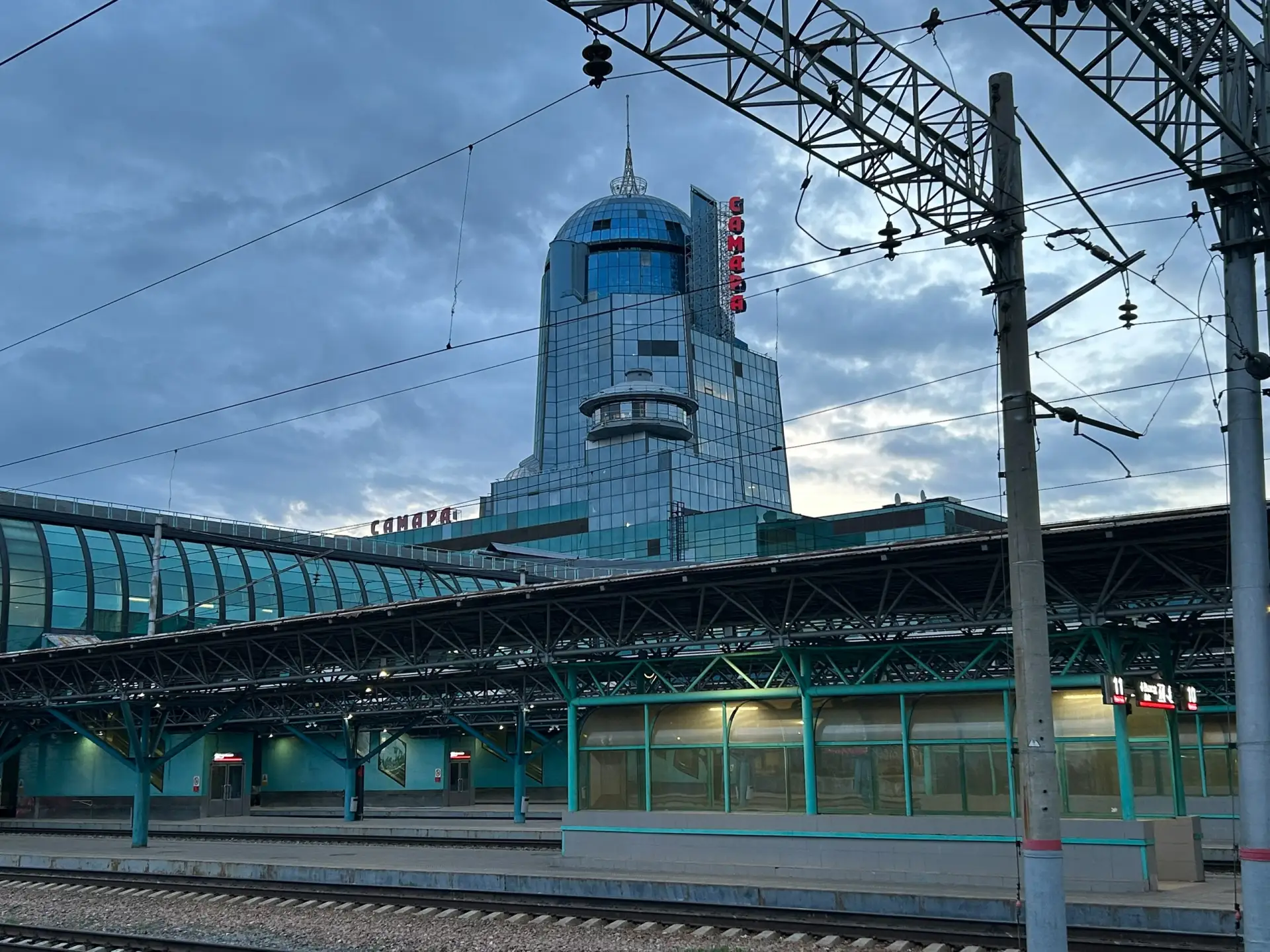 🚇 В Самаре разрабатывают концепцию станции метро у ж/д вокзала

В Самарской области прорабатывают к