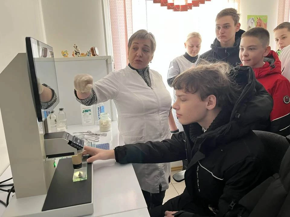 26.02.2026 года обучающиеся 7 А, 9 Г, 11 Б классов нашей школы посетили КГКУ Шарыповский отдел ветер