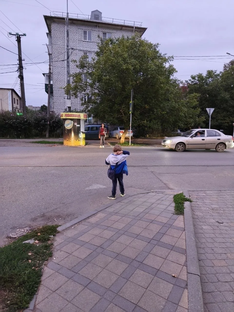 Полностью исчезла разметка пешеходного перехода на перекрестке Бершанской и Лавочкина.