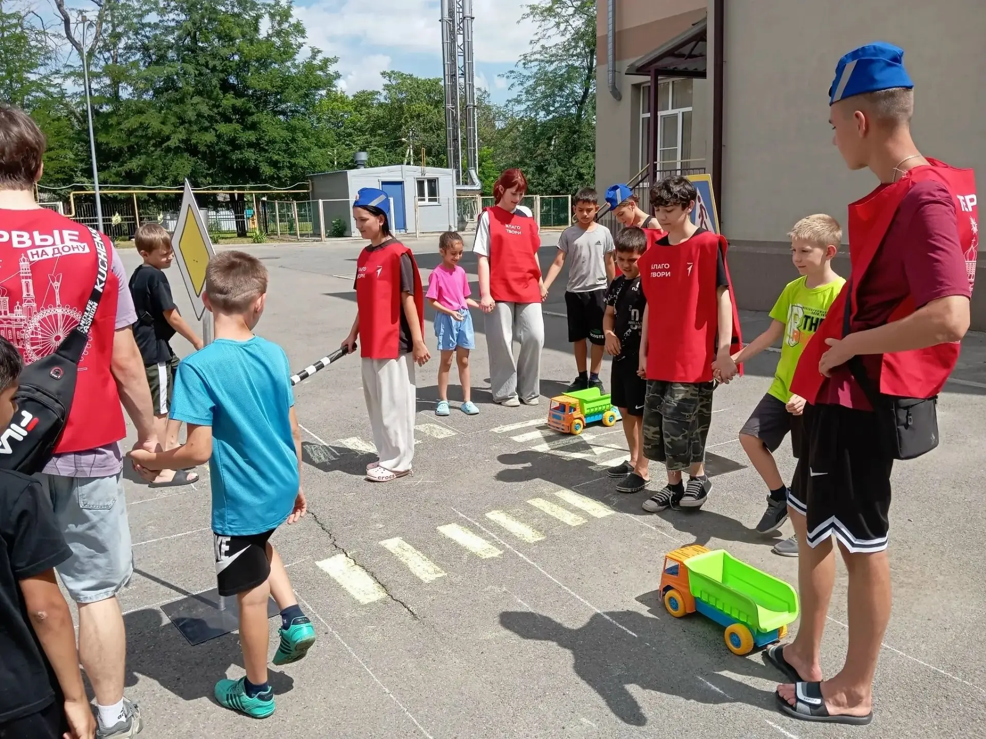 #Минпросвещения 
#НавигаторыДетства 
#навигаторыдетства61 
#Росдетцентр 
#профилактика_ПДД 
#СОШ7
Бе