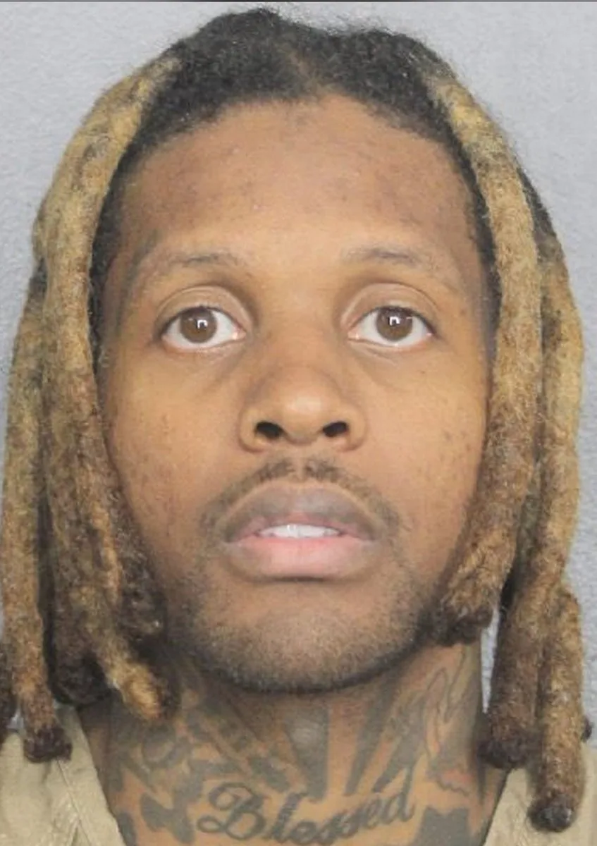 🚨 Суд над Lil Durk перенесли почти на год!