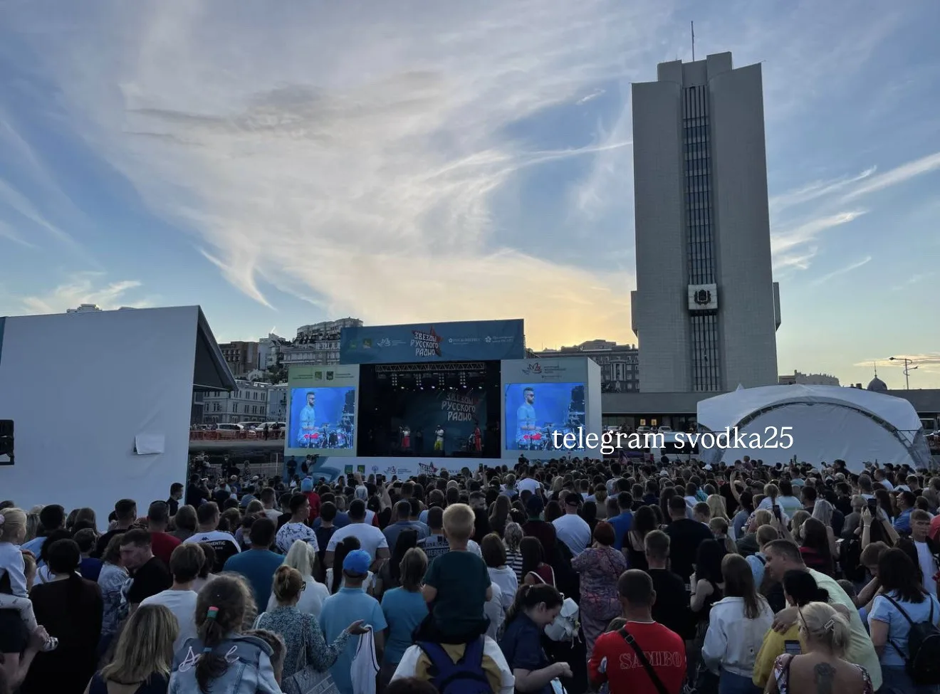 🇷🇺Во Владивостоке на Центральной площади сегодня отметят День России — гостей праздника ждет конце