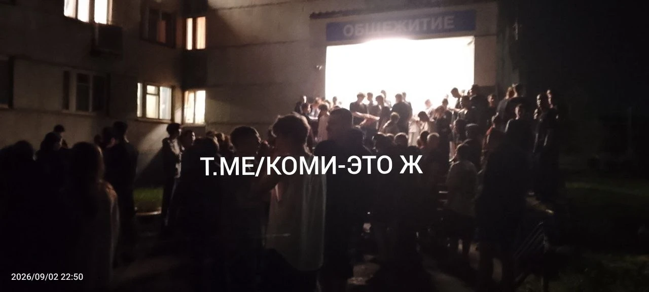 Вчера поздно вечером в Эжве на проспекте Бумажников, дом 6, из‑за срабатывания пожарной...