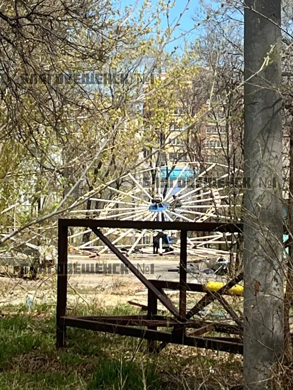В Благовещенске демонтируют Чёртово колесо (фото)  Новое уже делают в Китае. 88 метров. Выше только 
