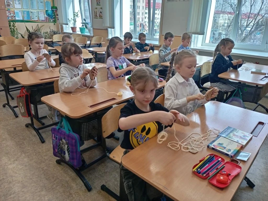 Суббота, 4 апреля, выдалась насыщенной: прошли очередные занятия для будущих первоклассников, а такж