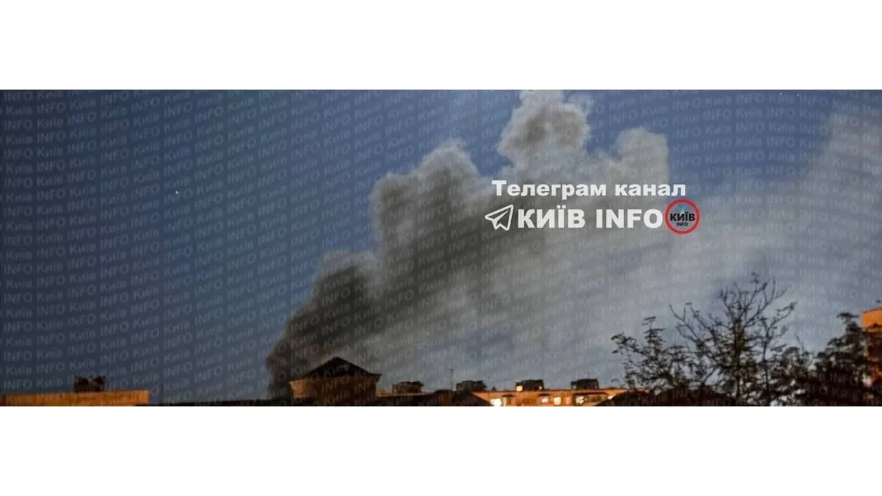 🔴🔴🔴🔴🔴 ВС РФ поразили складское помещение ВСУ в Оболонском районе Киева