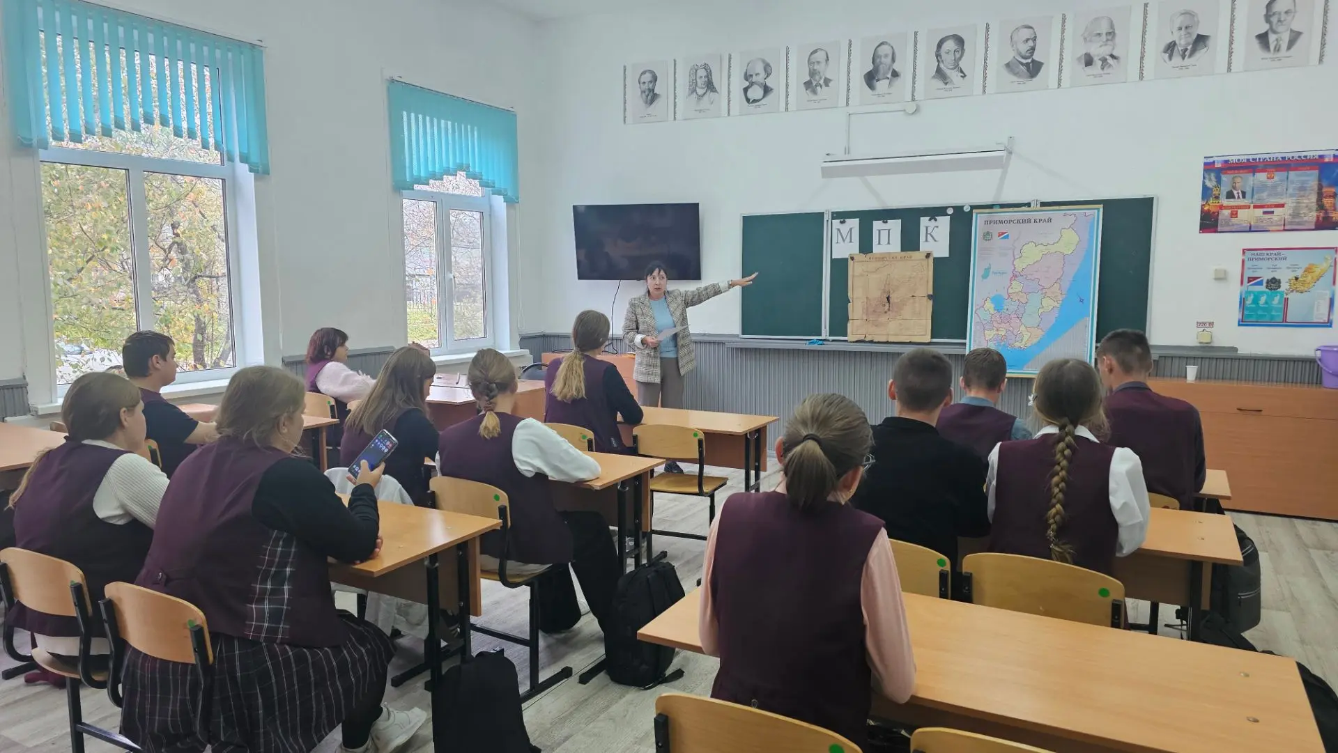 Изучаем историю родного края: «Азбука легенд» в нашей школе! 🌊⚓