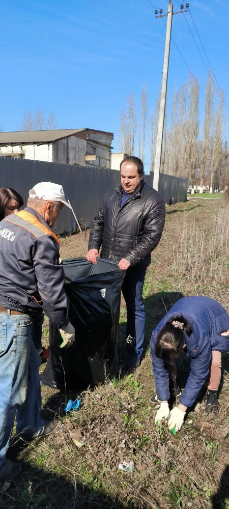 С 01.04.2026 по 30.04.2026 в Хохлльском муниципальном районе стартовал месячник по благ...