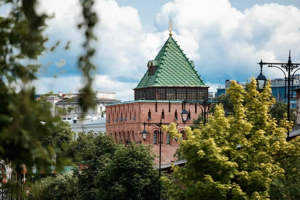 Нижегородский кремль - уникальная крепость, возведённая в начале XVI века под руководст...