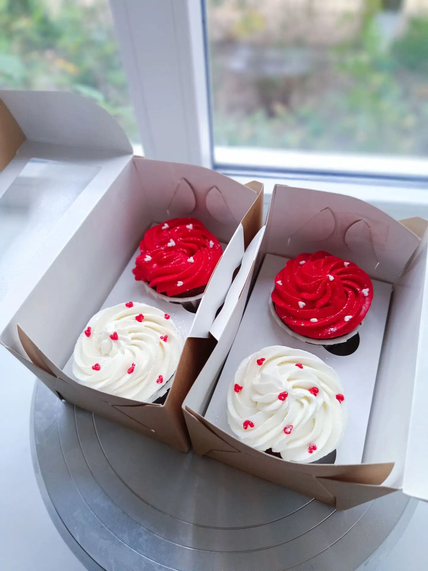 Капкейки для прекрасной женщины на день рождения!💖❤🎂Поздравляю от всей души!💖❤💖😋😋...
