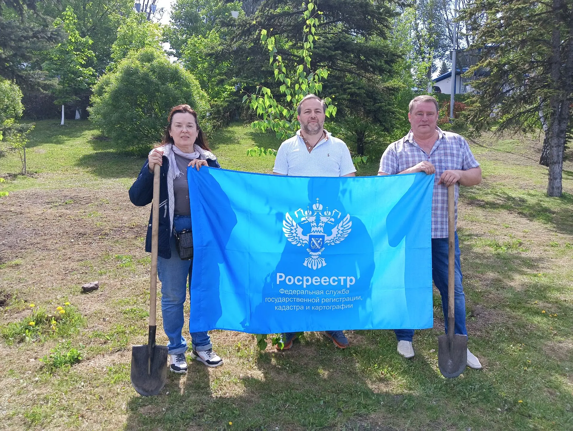 🌳🌳🌳Березовая роща, высаженная на набережной реки Волги Управлением Росреестра по Сам...