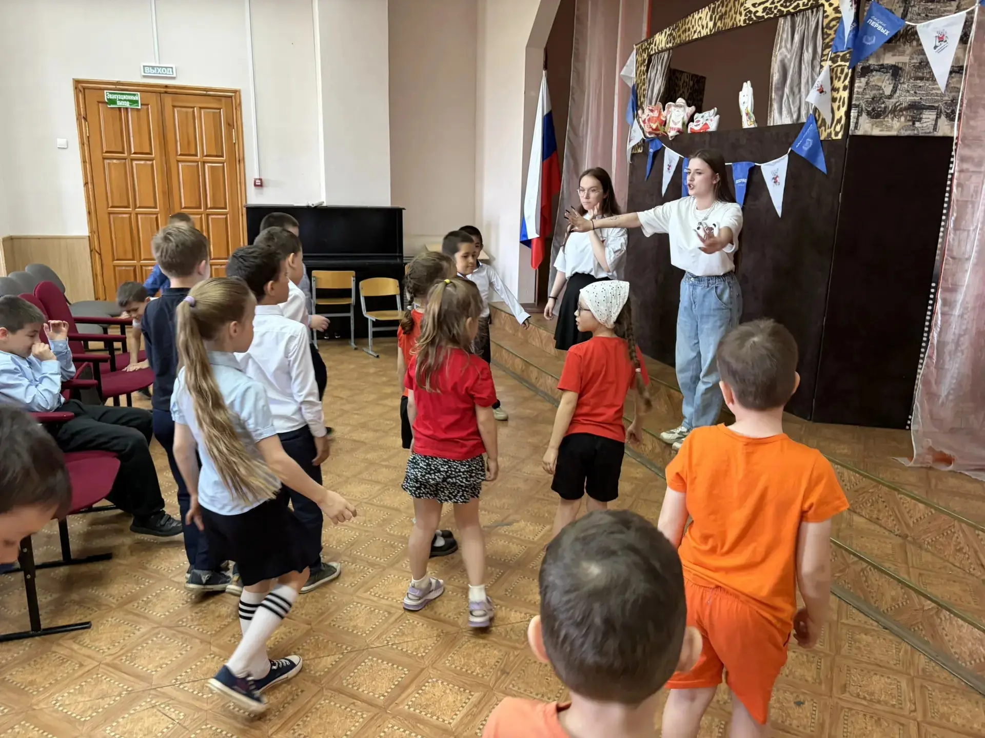 В рамках пилотного проекта «Школа-сад», куратором которого является педагог-организатор...