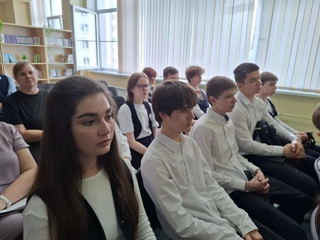 В Курске подвели итоги проекта «Врачи — профессиональный ориентир»  Это совместный проект комитета о