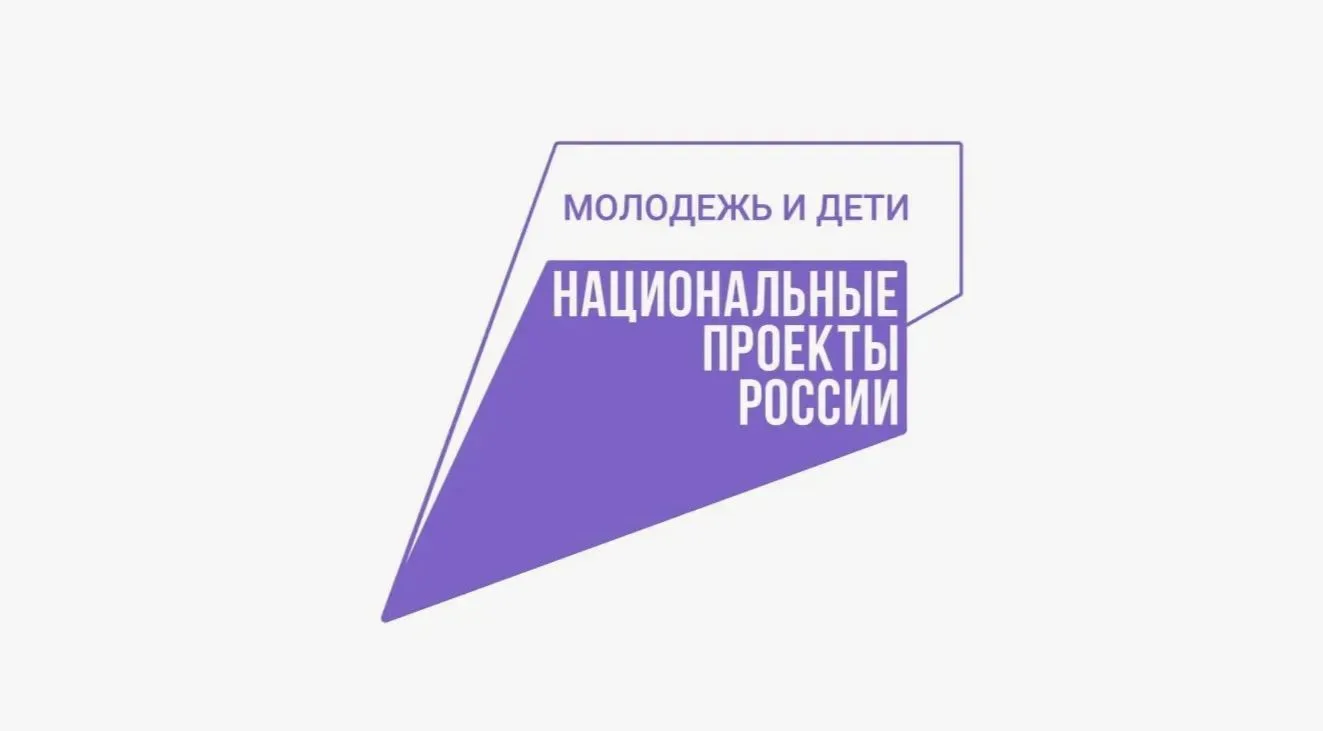 В алтайском селе после капитального ремонта открыли школу с уникальным агроклассом