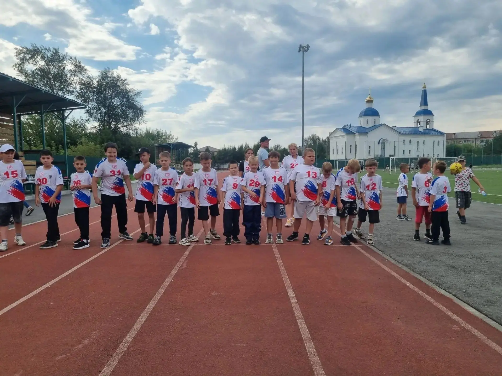 В п. Новосинеглазово под руководством тренера Марины Геннадьевны Хурамшиной прошли успе...