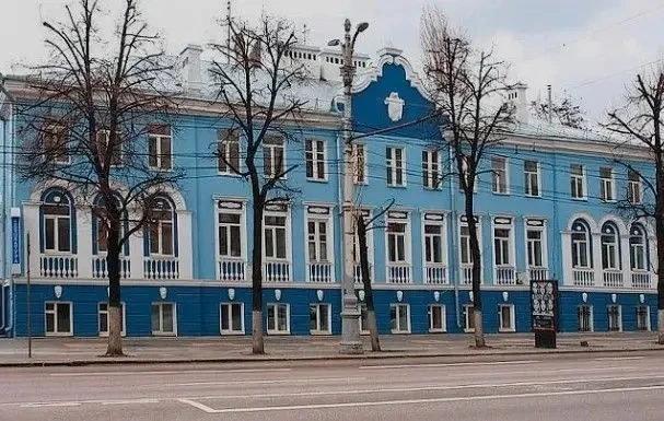🏠 Лучшая гостиница столицы Черноземья, где останавливались драматурги, поэты, писатели и актёры.
 
