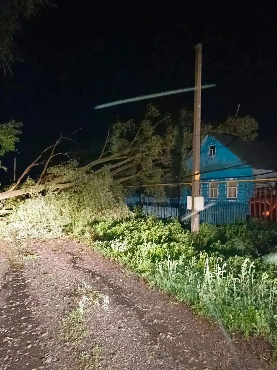 ⚡️Один человек погиб из-за непогоды в Татарстане, — СМИ.