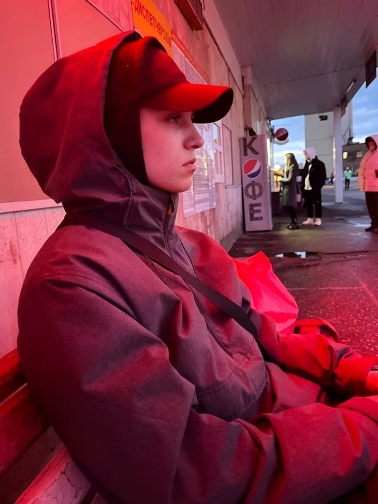 😱В Татарстане бывший парень зарезал 18-летнюю девушку в цветочном магазине и покончил ...