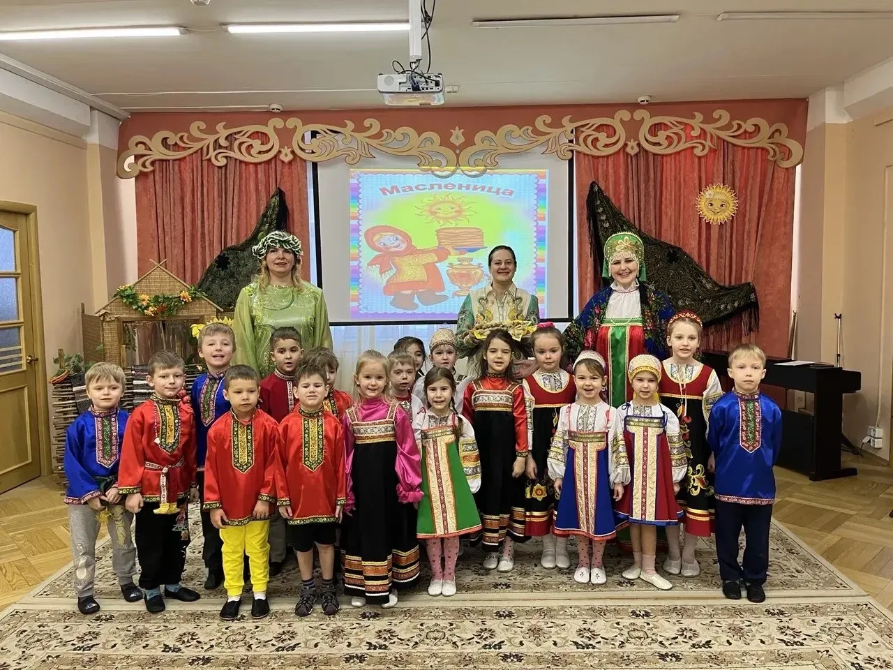 🎉ПРАЗДНИК  У ДОШКОЛЯТ🎉  ☀️Дошколята нашей #ШколаТропарево очень любят праздники, а масленица- самое 