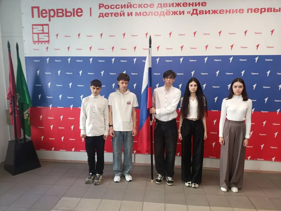 🚀 После каникул — только на взлёт!  🌟 Если очень захотеть — можно и в космос полететь! После весенни