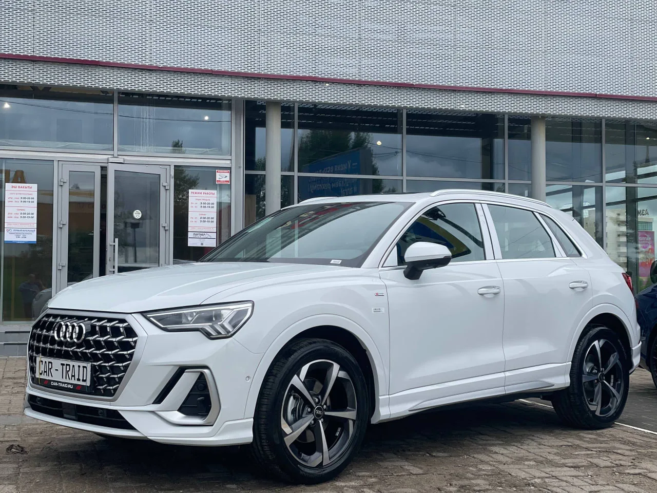 🚗 В наличии Audi Q3 II (F3), 2026, 1.5 AMT (160 л.с.), 43 km